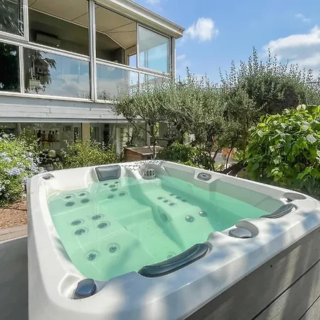 Дом отдыха Piscine Et Jacuzzi
